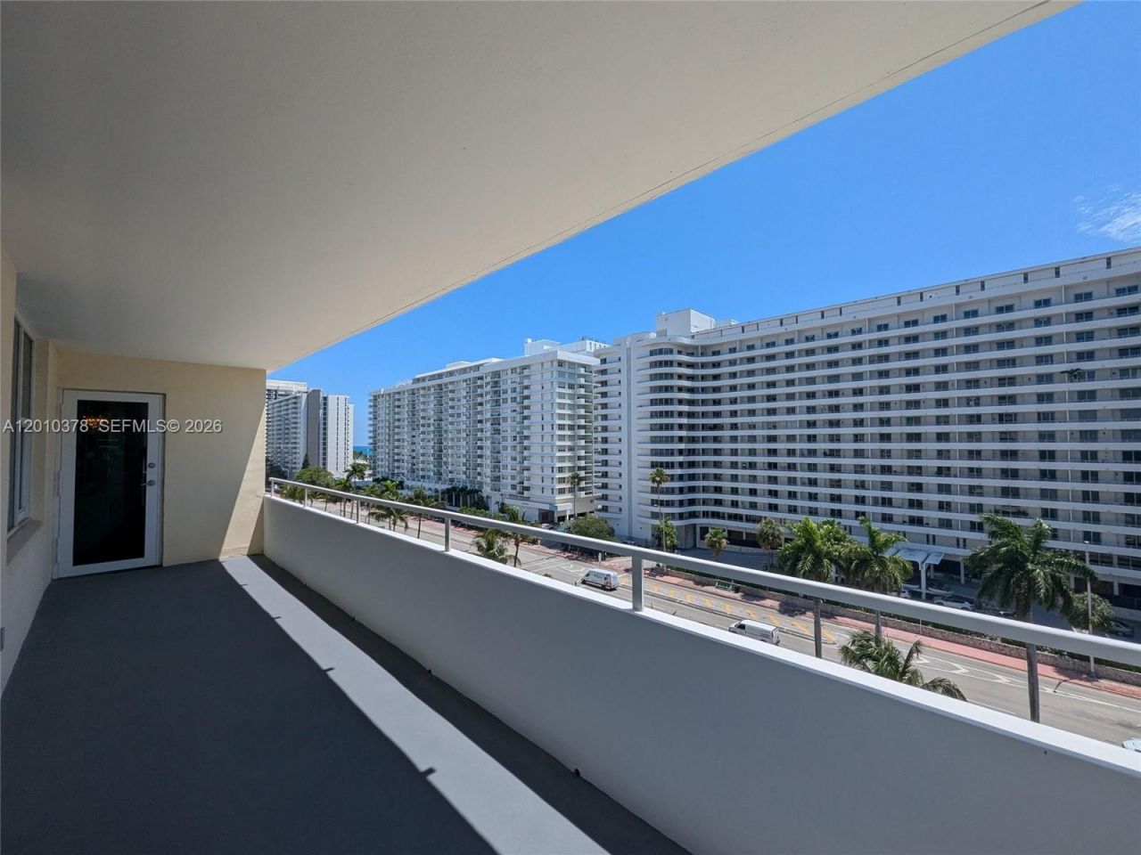 5600 Collins Ave , Unit 9E, Miami Beach, FL 33140 Photo
