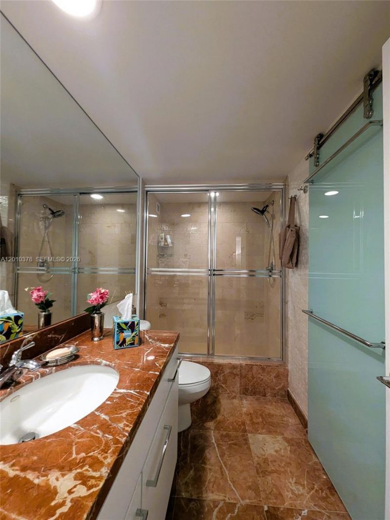 5600 Collins Ave , Unit 9E, Miami Beach, FL 33140 Photo