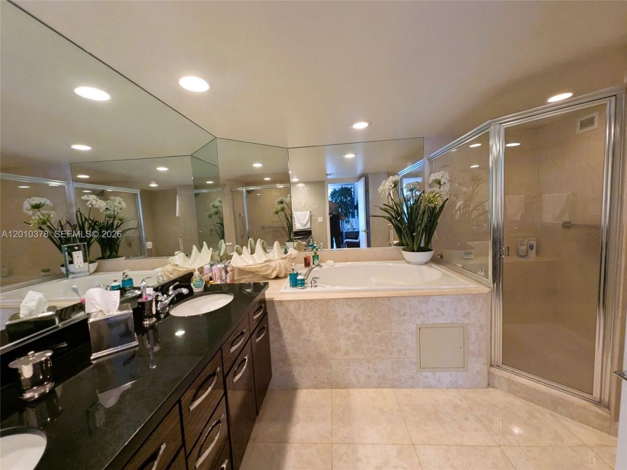 5600 Collins Ave , Unit 9E, Miami Beach, FL 33140 Photo