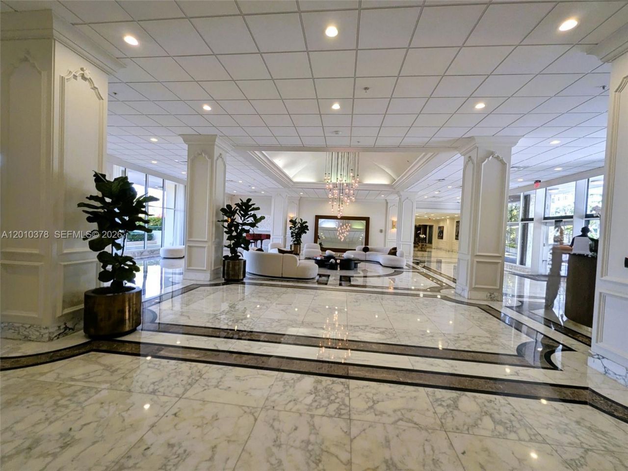 5600 Collins Ave , Unit 9E, Miami Beach, FL 33140 Photo