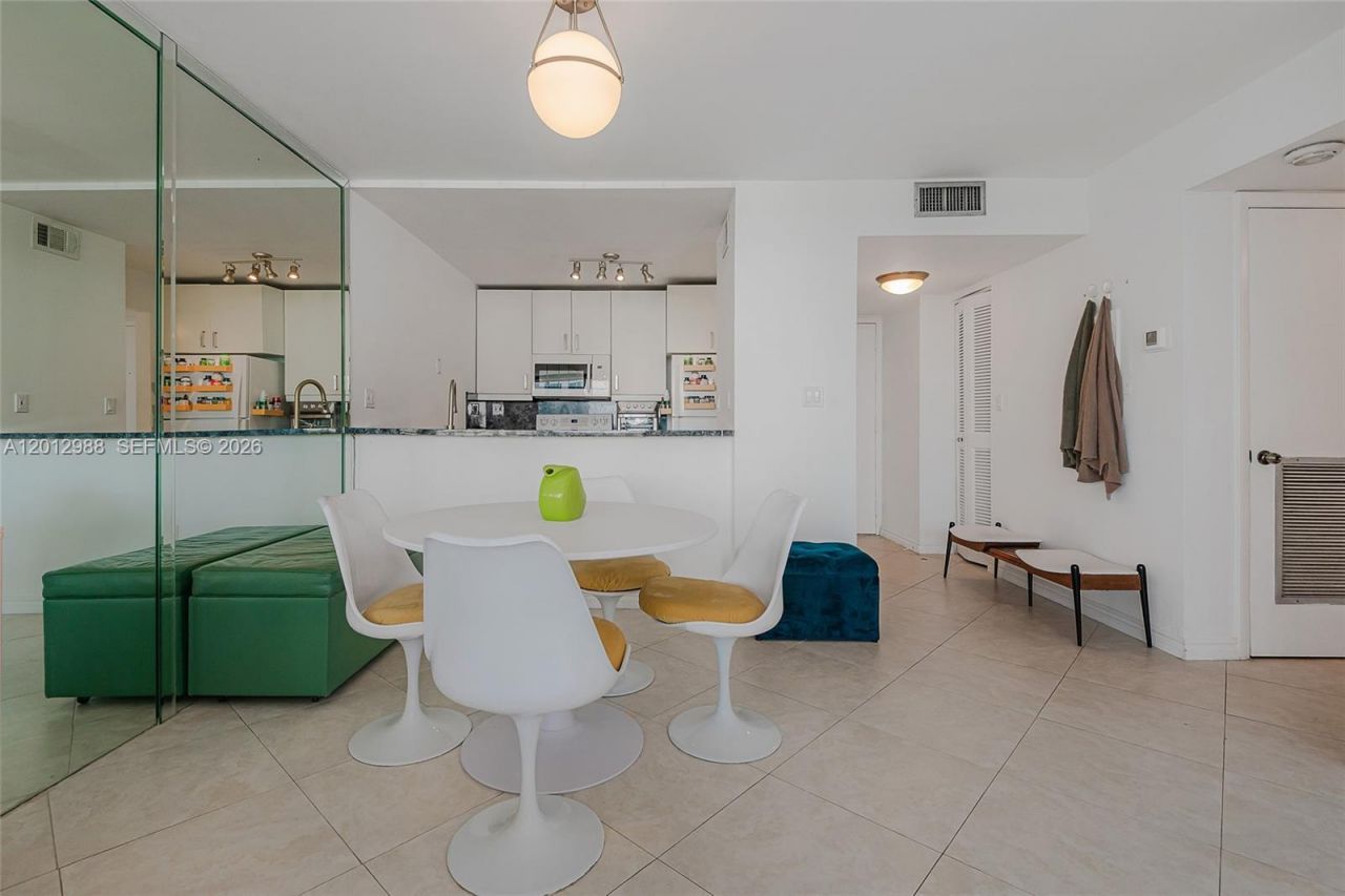600 NE 36th St, Unit 706, Miami, FL 33137 Photo