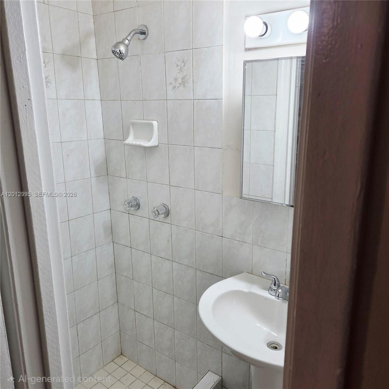 5871 NW 199th St , Unit 5871R, Hialeah, FL 33015 Photo
