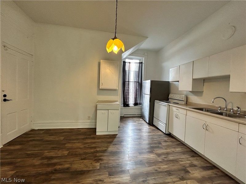 212 Main Street, Unit 1/2, Toronto, OH 43964 Photo 2