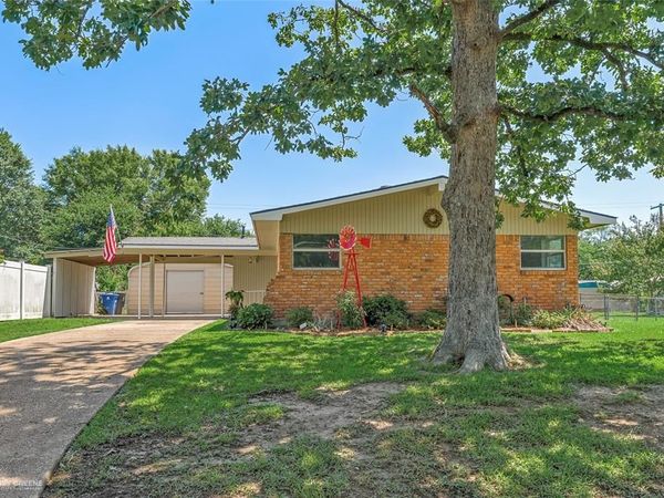 9469 Poinsetta Drive , Shreveport, LA 71118