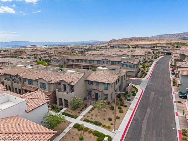 72 Lomita Heights Drive , Las Vegas, NV 89138