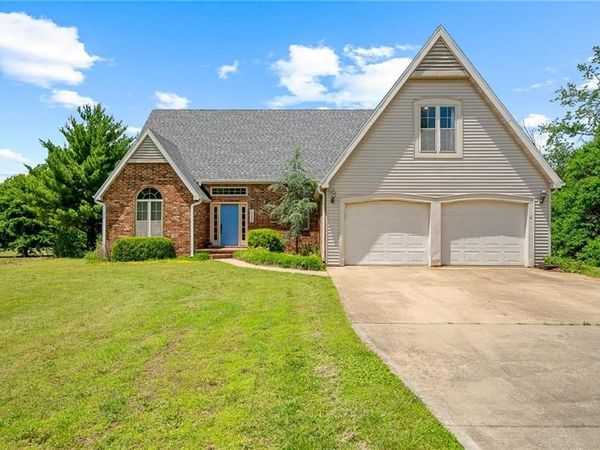19252 S 1715 Road, Nevada, MO 64772