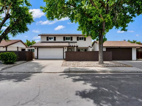 2620 El Charro Dr, Modesto, CA 95354