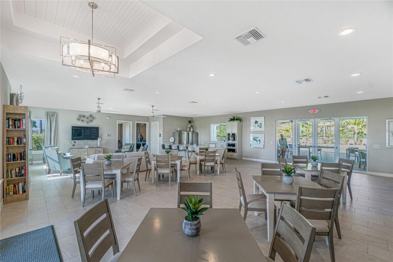 7164 Mikasa Drive, Punta Gorda, FL 33950 Photo