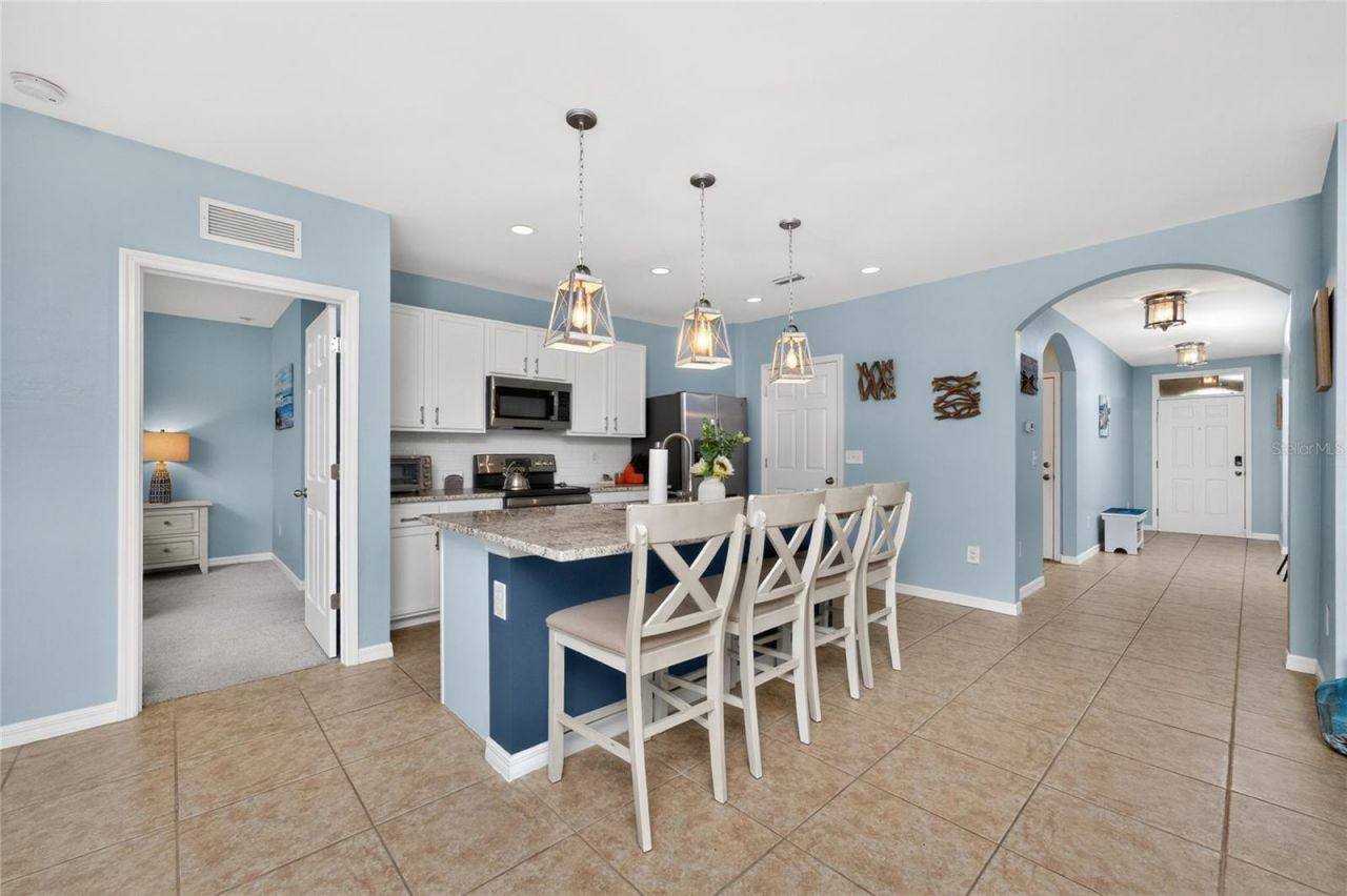 7164 Mikasa Drive, Punta Gorda, FL 33950 Photo