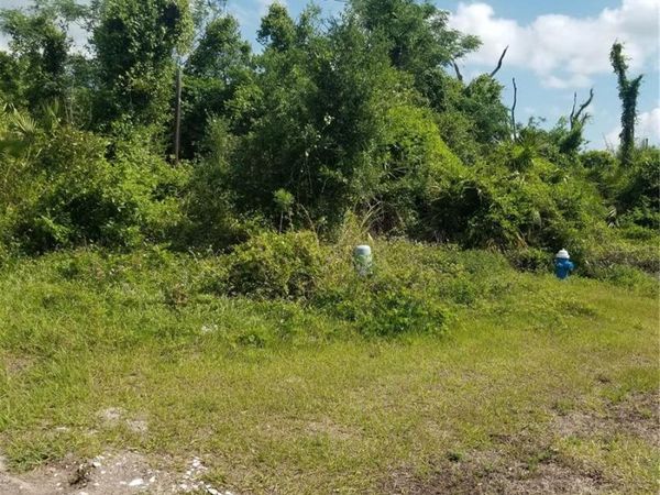 21 MILWAUKEE AVENUE , PALM COAST, FL 32137