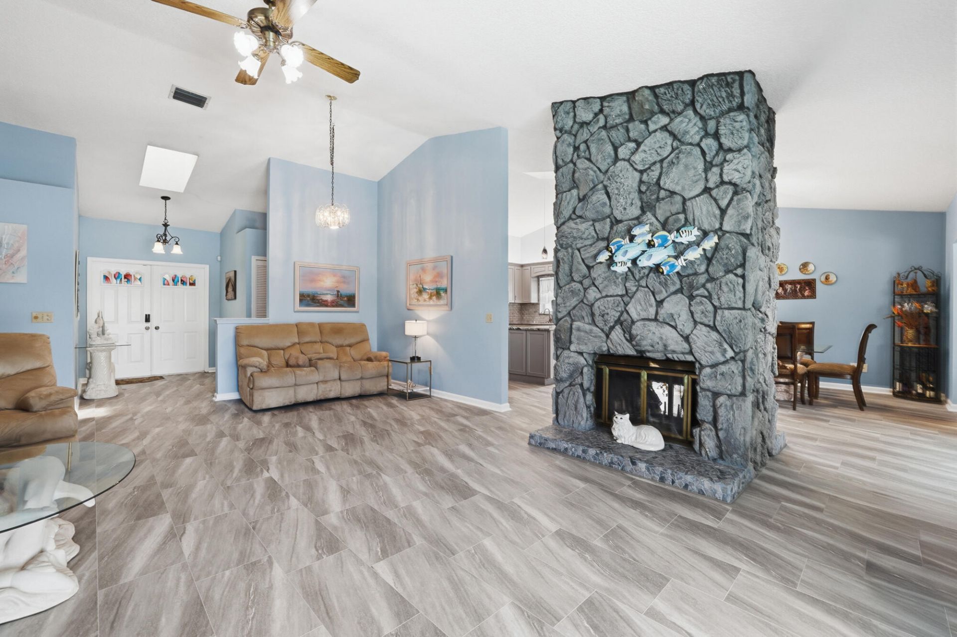 191 Parkwood Drive, Royal Palm Beach, FL 33411 Photo