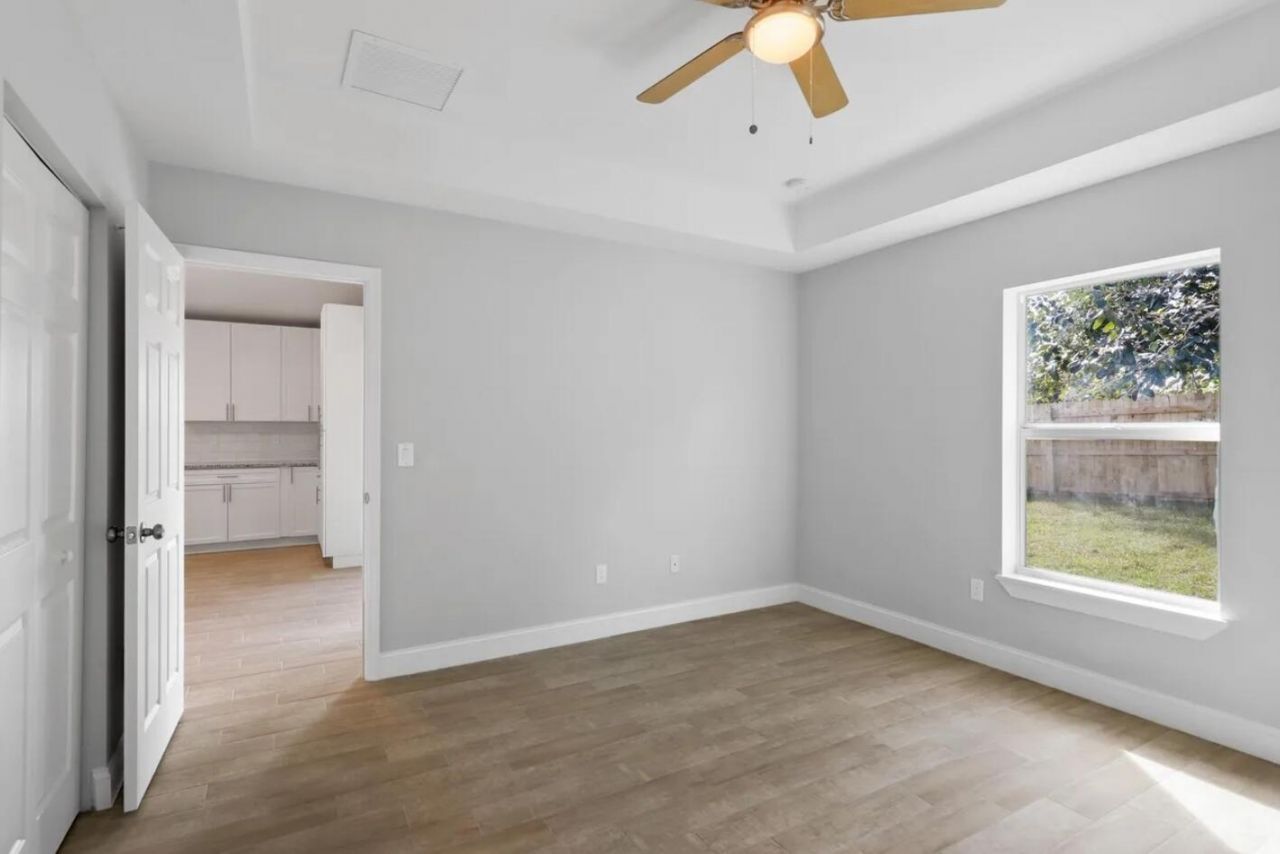 2213 Division Avenue, West Palm Beach, FL 33407 Photo