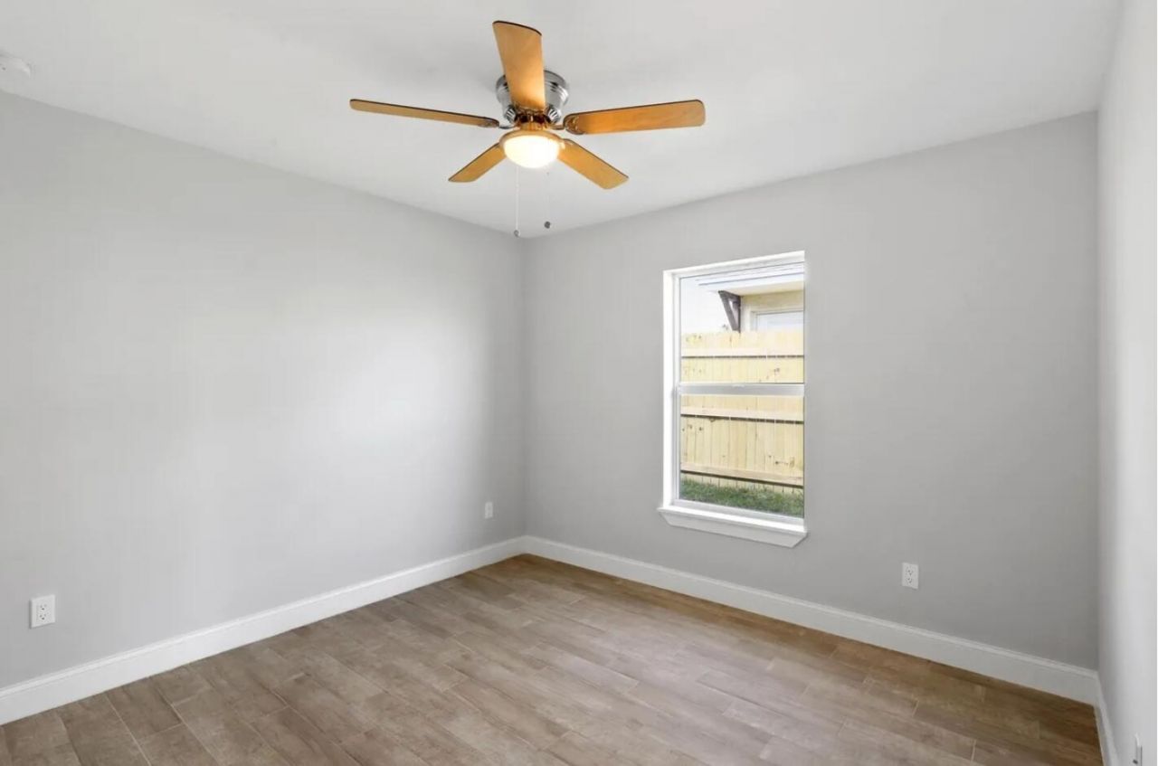 2213 Division Avenue, West Palm Beach, FL 33407 Photo