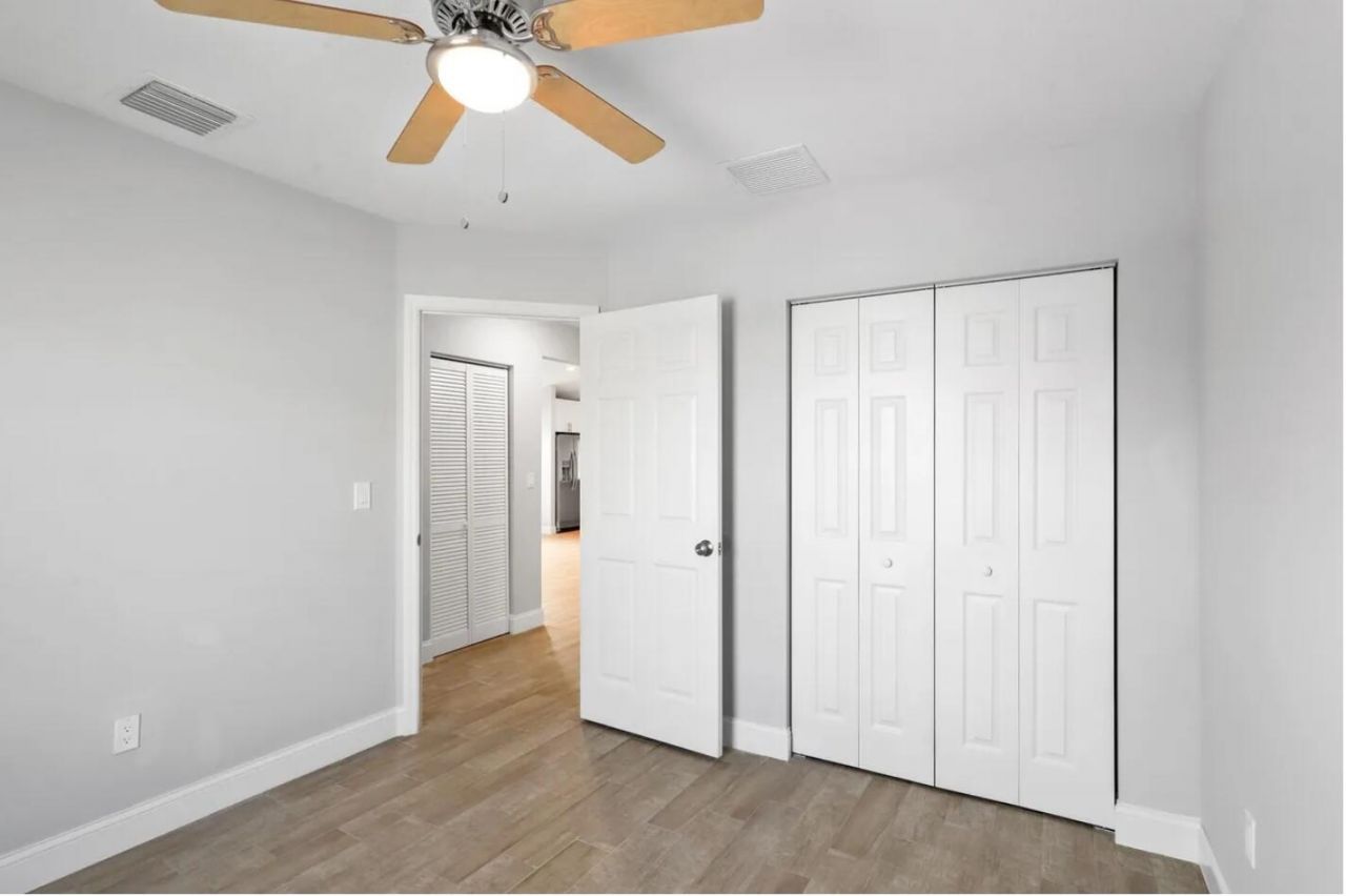 2213 Division Avenue, West Palm Beach, FL 33407 Photo