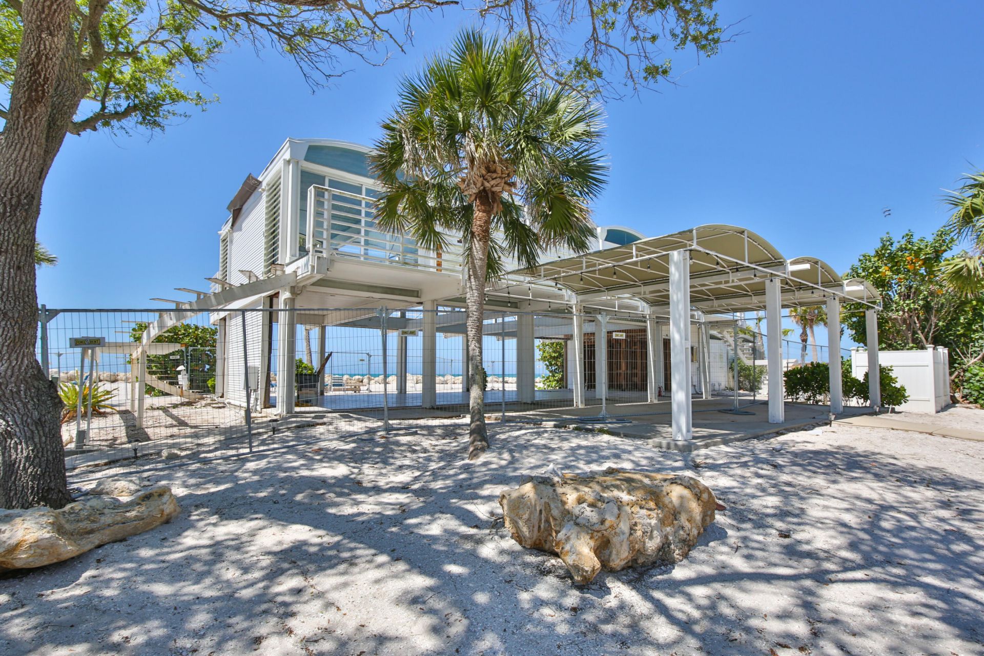 7816 Sanderling Road, Sarasota, FL 34242 Photo