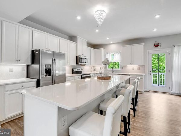 564 KATHERINE AVENUE, BALTIMORE, MD 21221