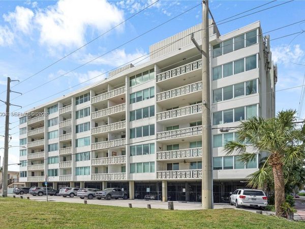 8233 Harding Ave , Unit 503, Miami Beach, FL 33141