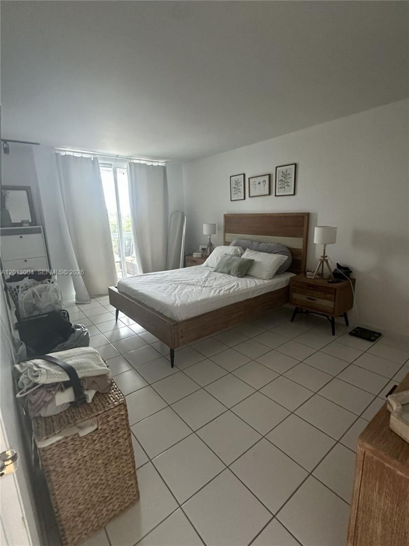 8233 Harding Ave , Unit 503, Miami Beach, FL 33141 Photo