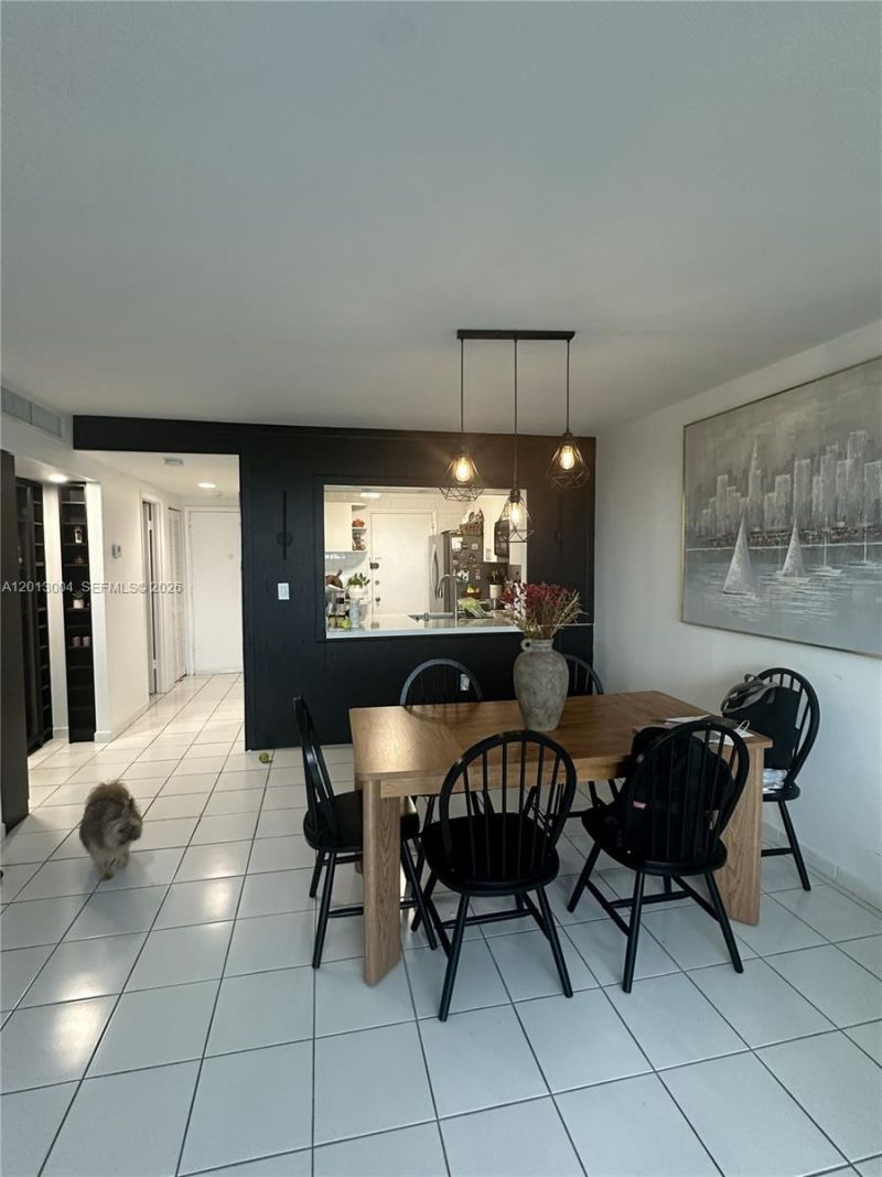 8233 Harding Ave , Unit 503, Miami Beach, FL 33141 Photo