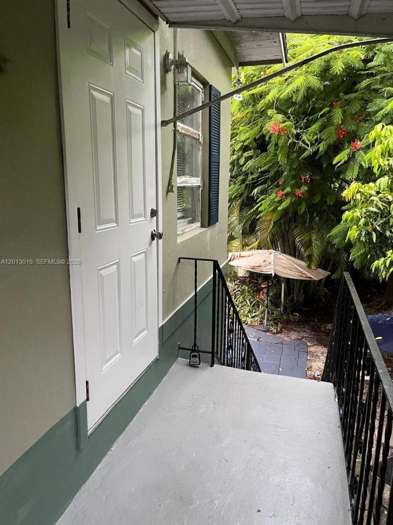 834 SW 11th St, Unit C, Fort Lauderdale, FL 33315 Photo
