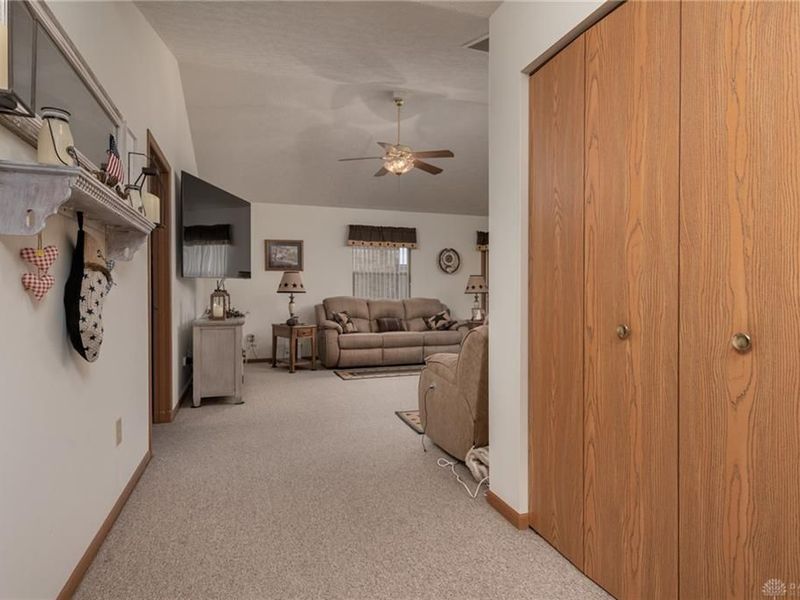 324 E Center Street, Farmersville, OH 45325 Photo 7