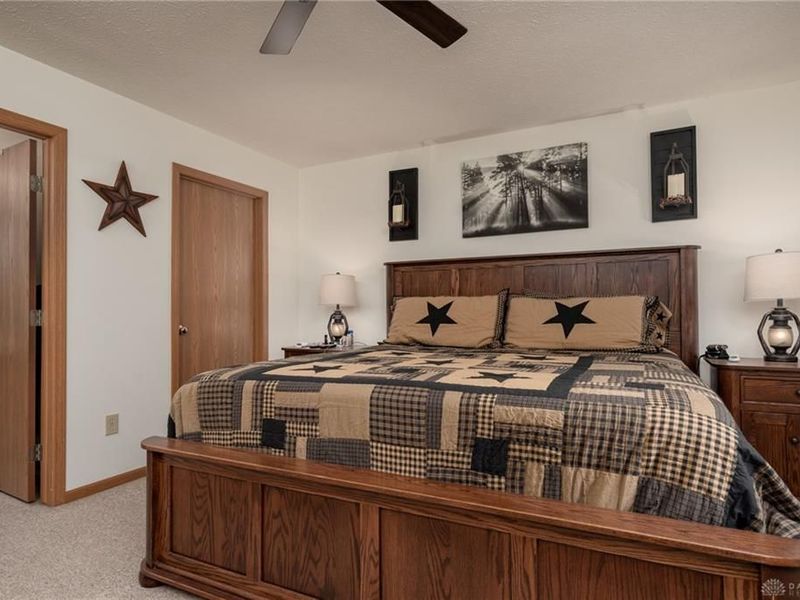324 E Center Street, Farmersville, OH 45325 Photo 9