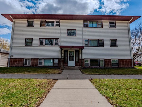 420 10th Avenue N, Fargo, ND 58102