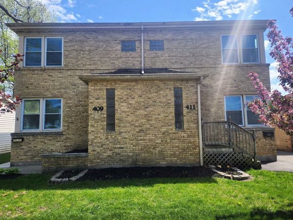 409-11 W Keith Avenue, Waukegan, IL 60085