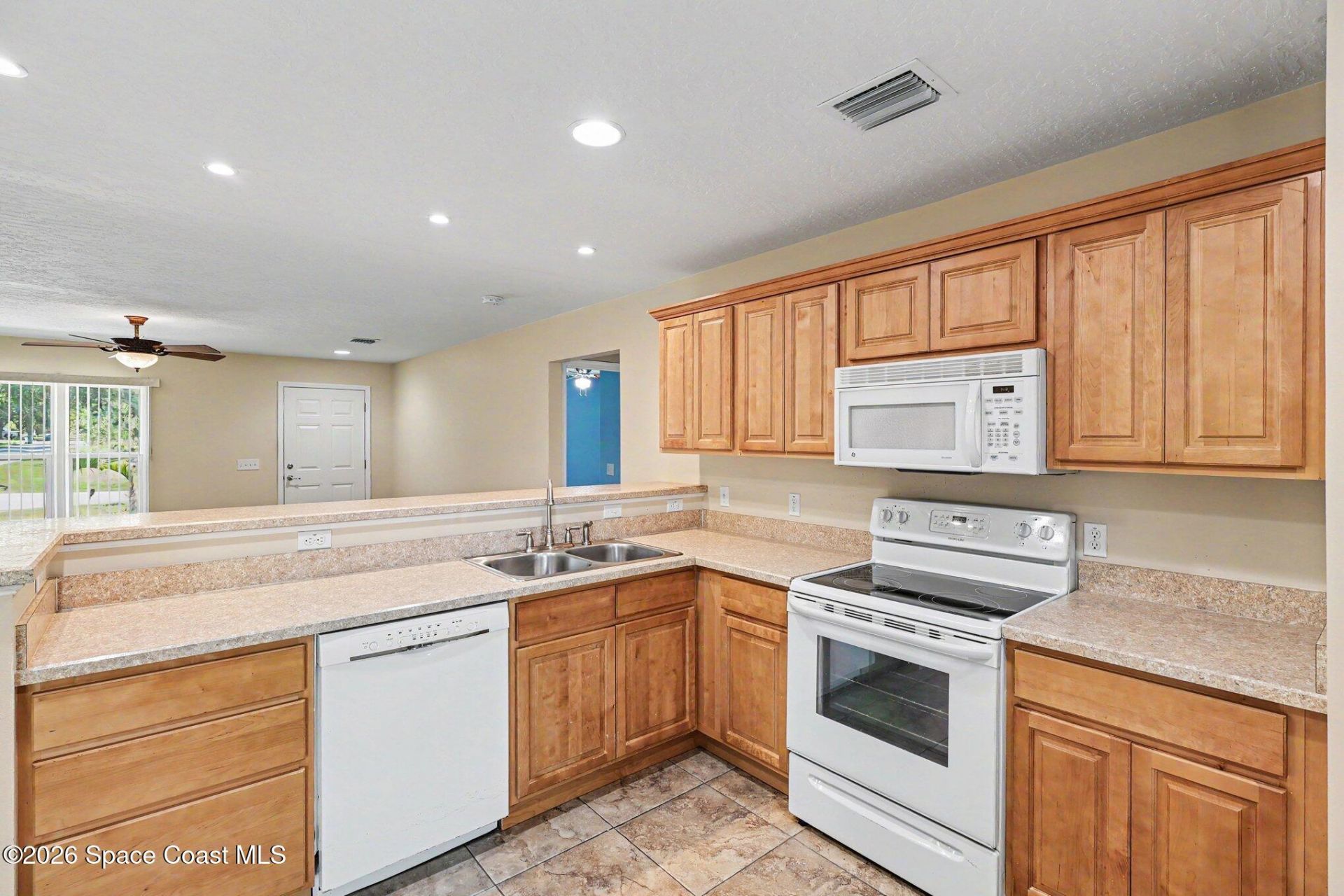 1188 Ver Circle Ne, Palm Bay, FL 32905 Photo