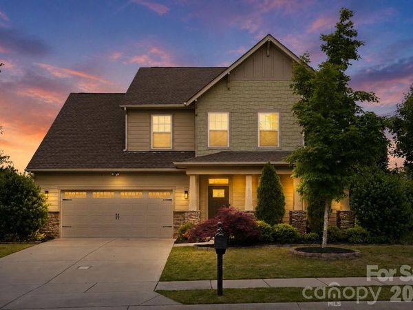 17504 Austins Creek Drive, Charlotte, NC 28278