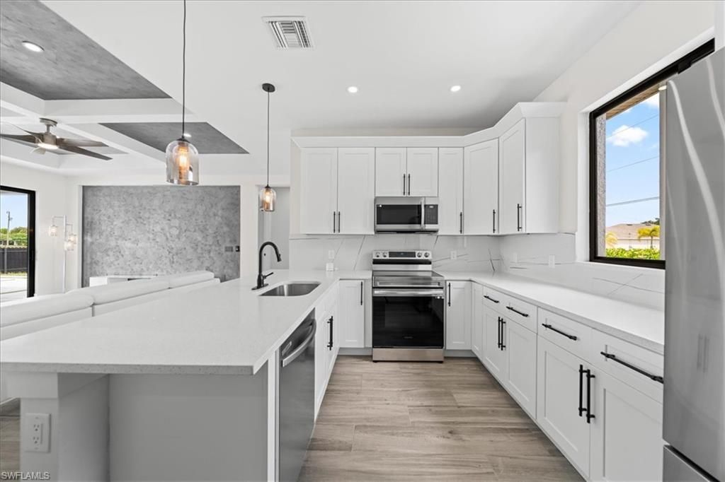 1925 NW 15th Ter , Cape Coral, FL 33993 Photo