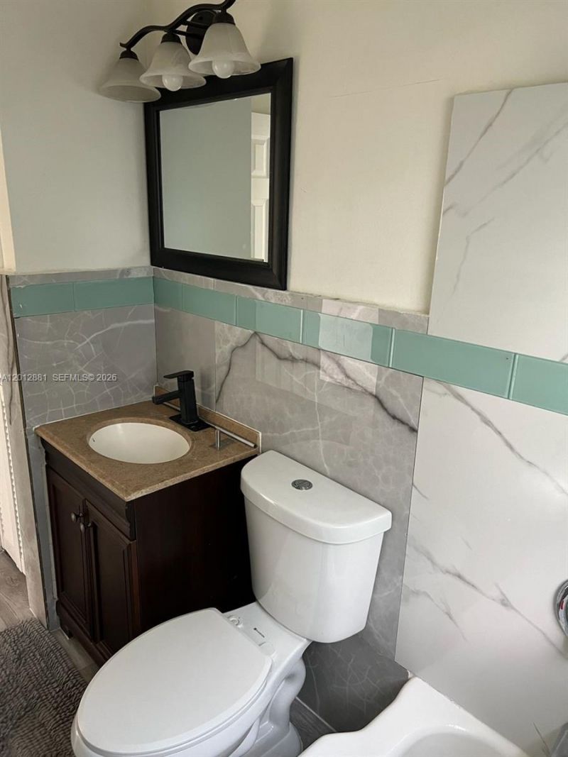 915 N 19th Ave , Hollywood, FL 33020 Photo