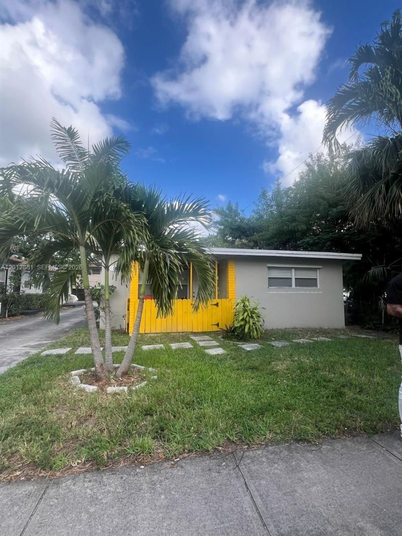 915 N 19th Ave , Hollywood, FL 33020 Photo