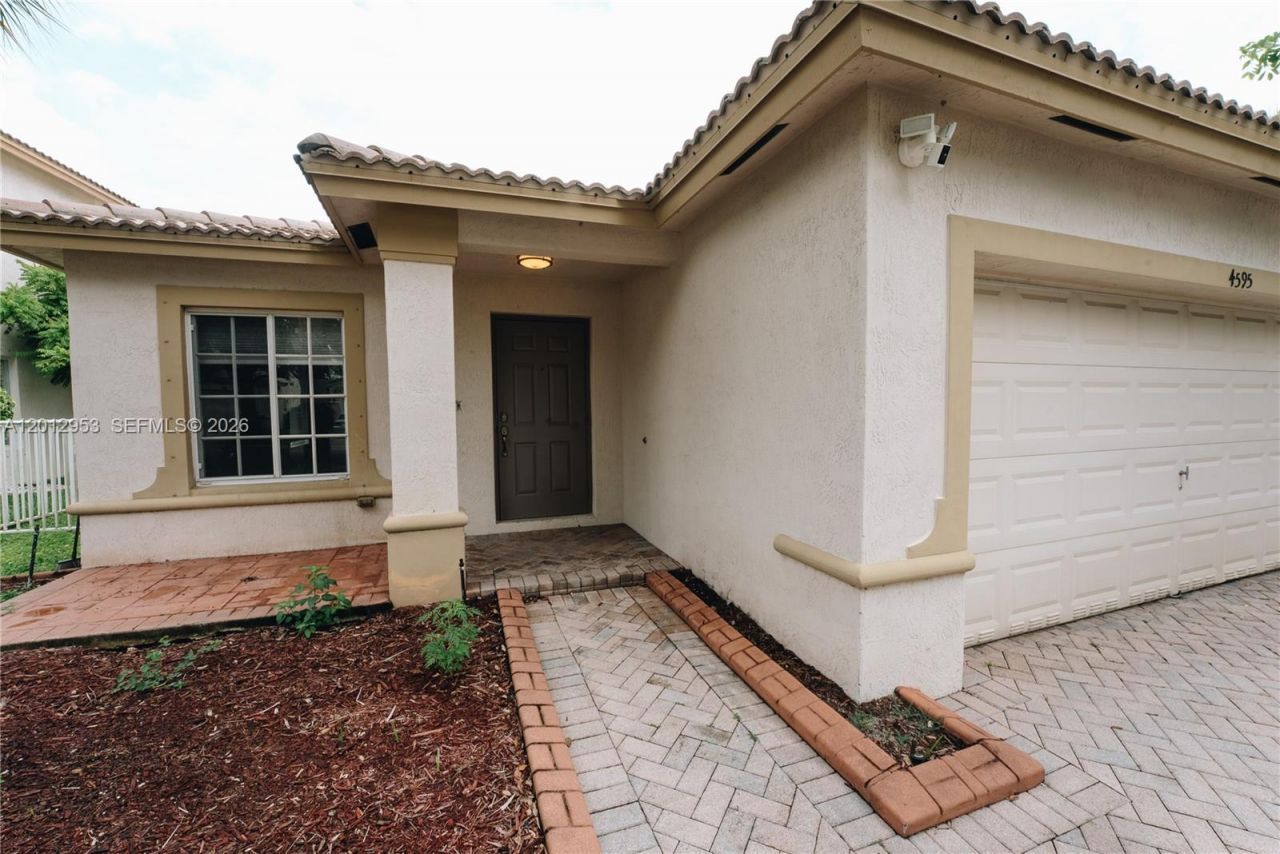 4595 SW 125th Ln , Miramar, FL 33027 Photo