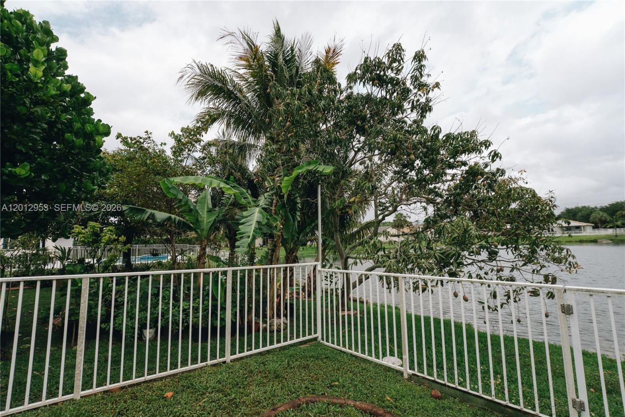4595 SW 125th Ln , Miramar, FL 33027 Photo