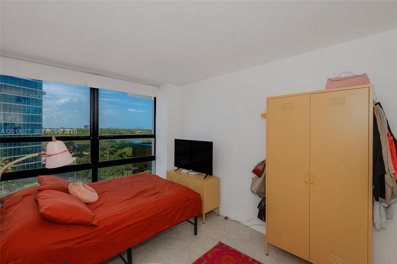 600 NE 36th St , Unit 706, Miami, FL 33137 Photo