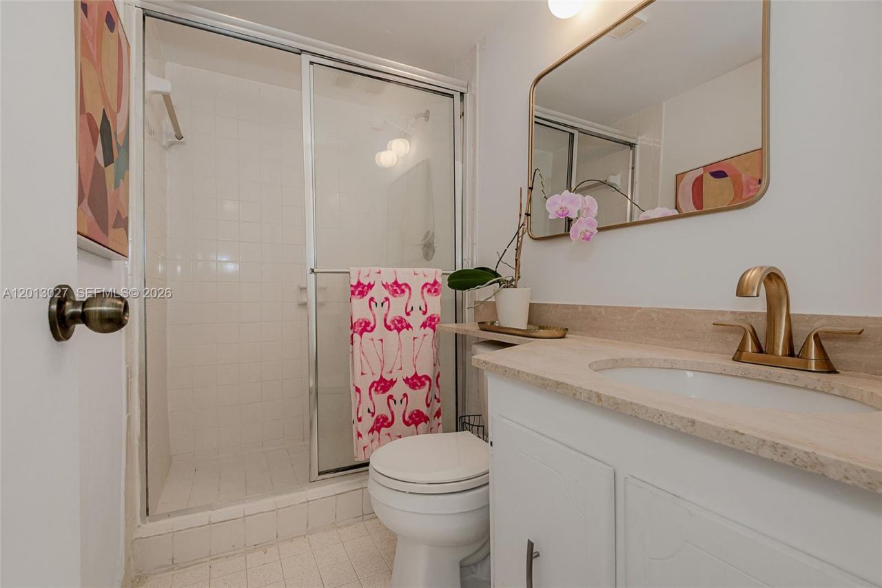 600 NE 36th St , Unit 706, Miami, FL 33137 Photo