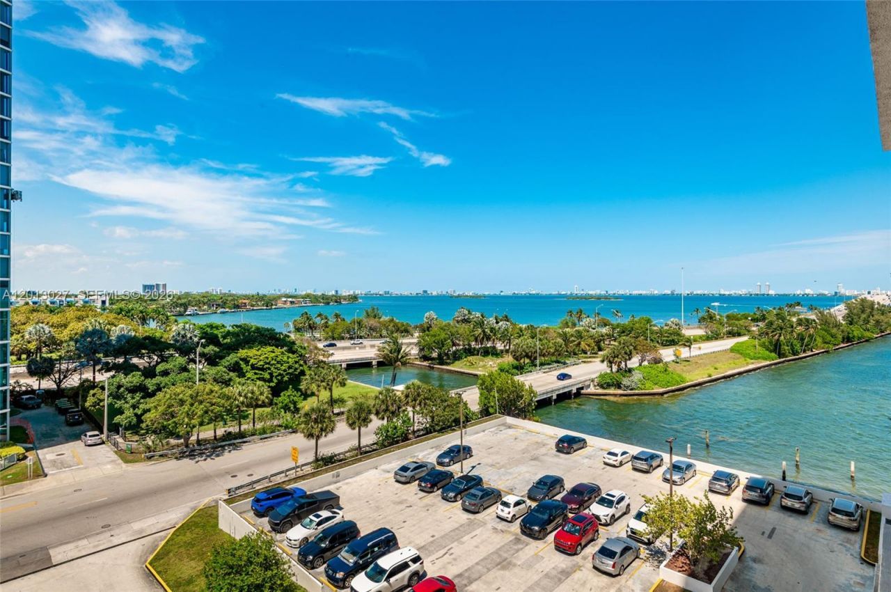 600 NE 36th St , Unit 706, Miami, FL 33137 Photo