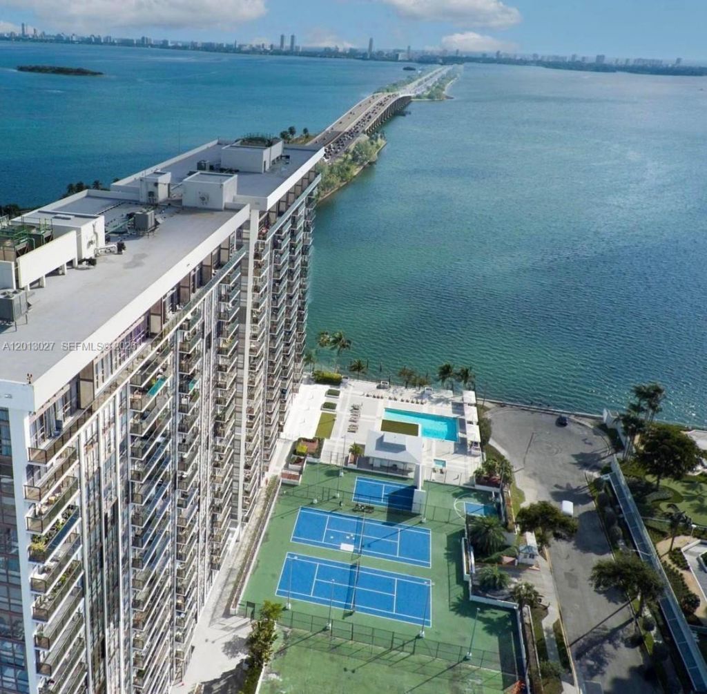 600 NE 36th St , Unit 706, Miami, FL 33137 Photo