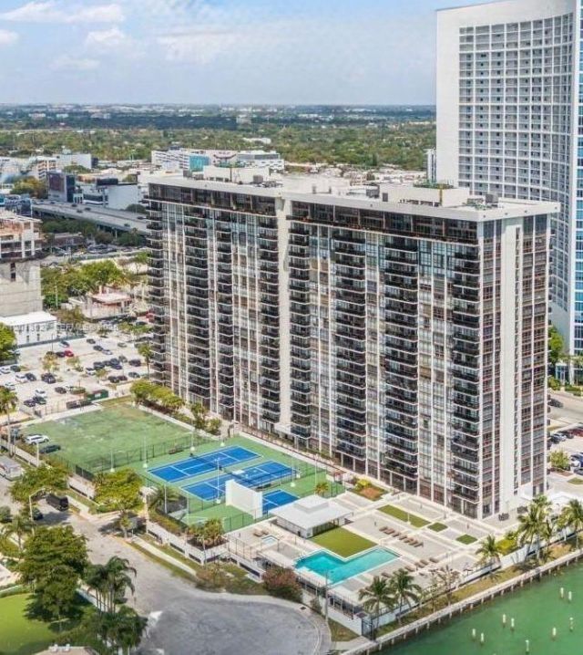 600 NE 36th St , Unit 706, Miami, FL 33137 Photo