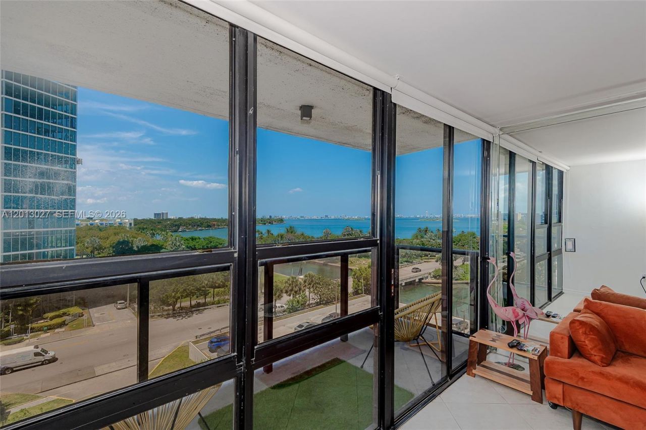600 NE 36th St , Unit 706, Miami, FL 33137 Photo