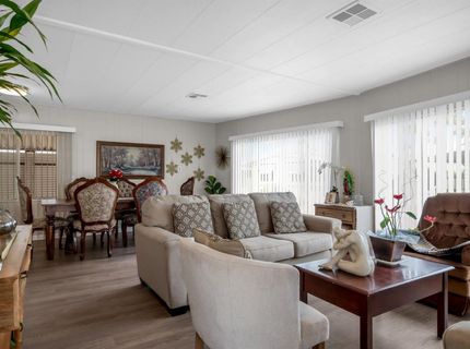 8181 Folsom Blvd #219, Sacramento, CA 95826 Photo