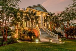 1652 Rivertowne Country Club Drive photo 4