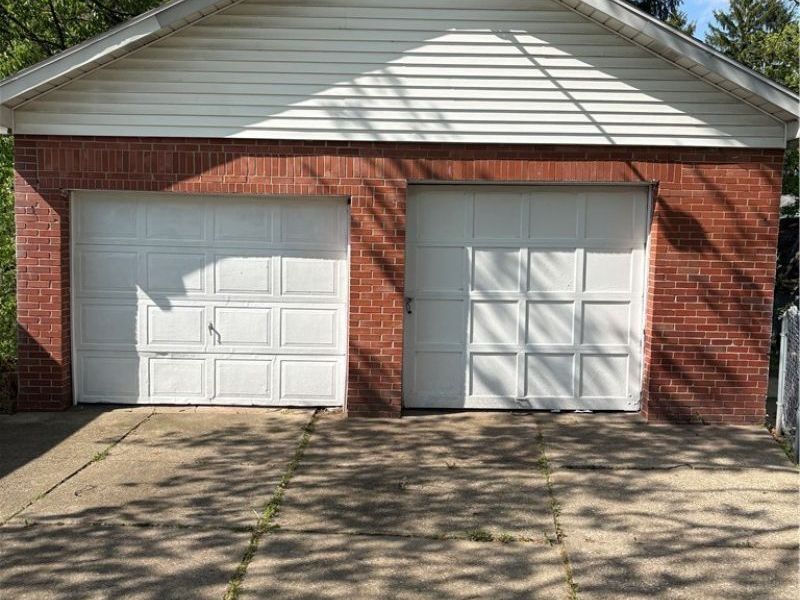 823 Marie Avenue, Akron, OH 44314 Photo 2