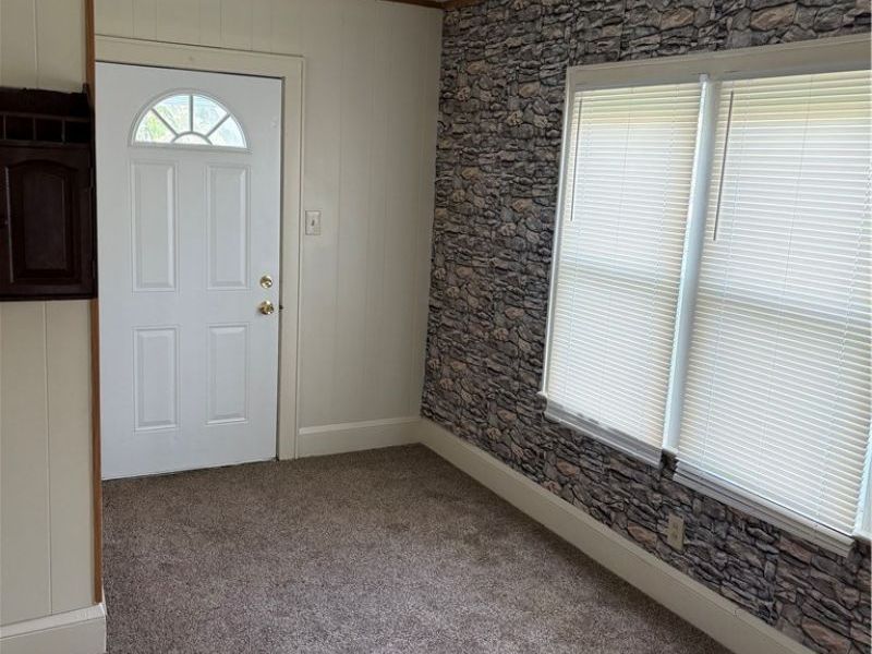 823 Marie Avenue, Akron, OH 44314 Photo 4