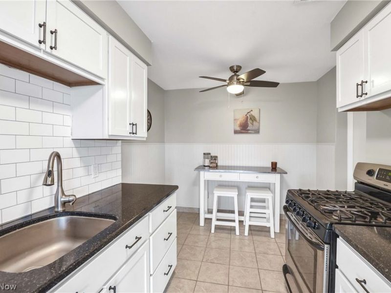 12900 Lake Avenue, Unit 812, Lakewood, OH 44107 Photo 15