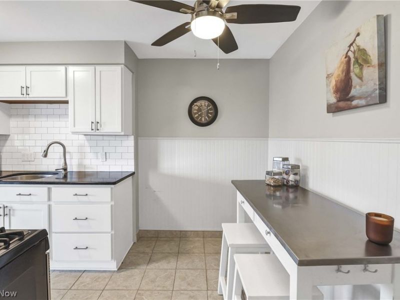 12900 Lake Avenue, Unit 812, Lakewood, OH 44107 Photo 17