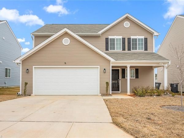 3907 Arcola Way , Greensboro, NC 27405