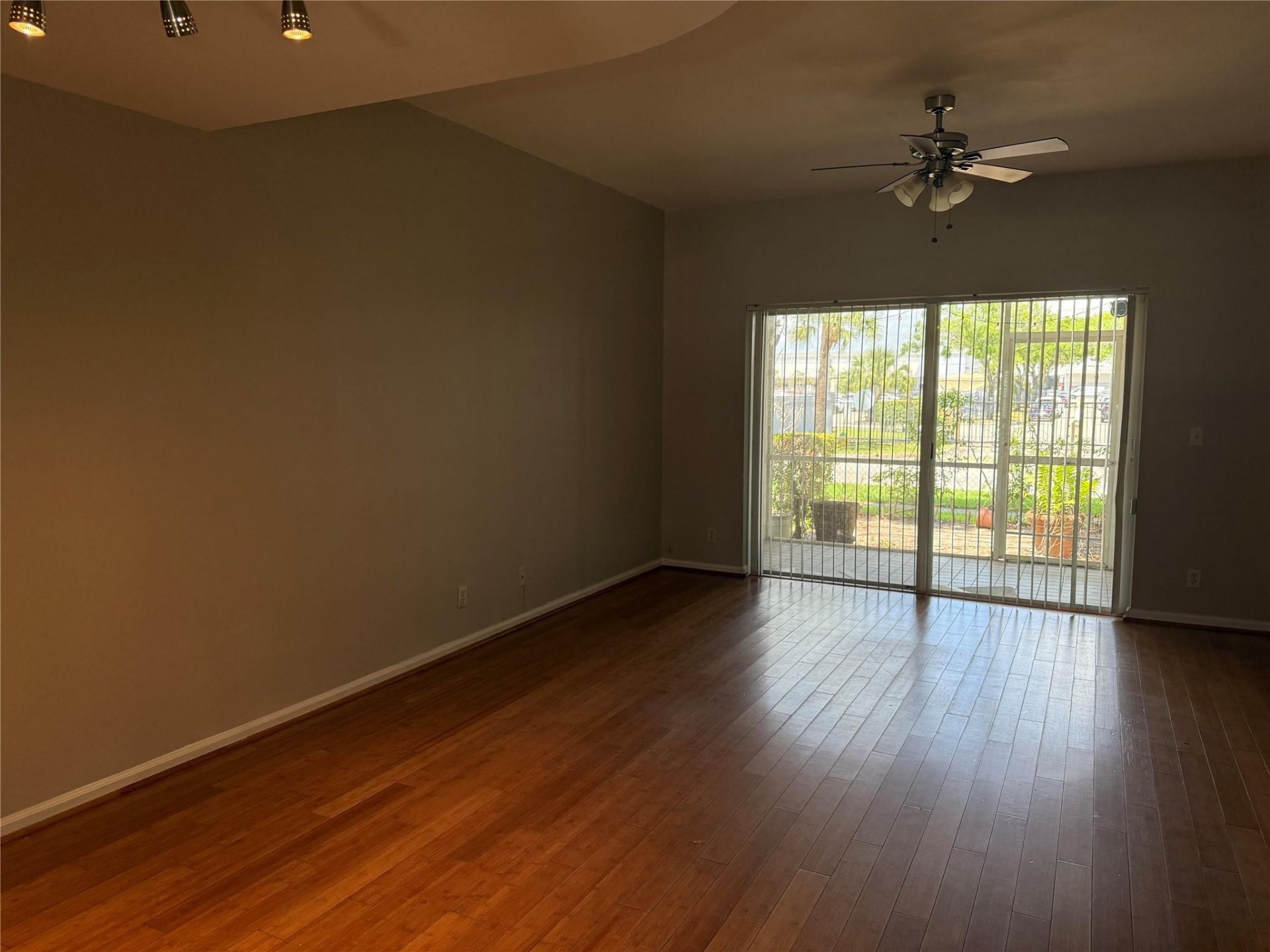 5295 Jamboree Place, Margate, FL 33063 Photo