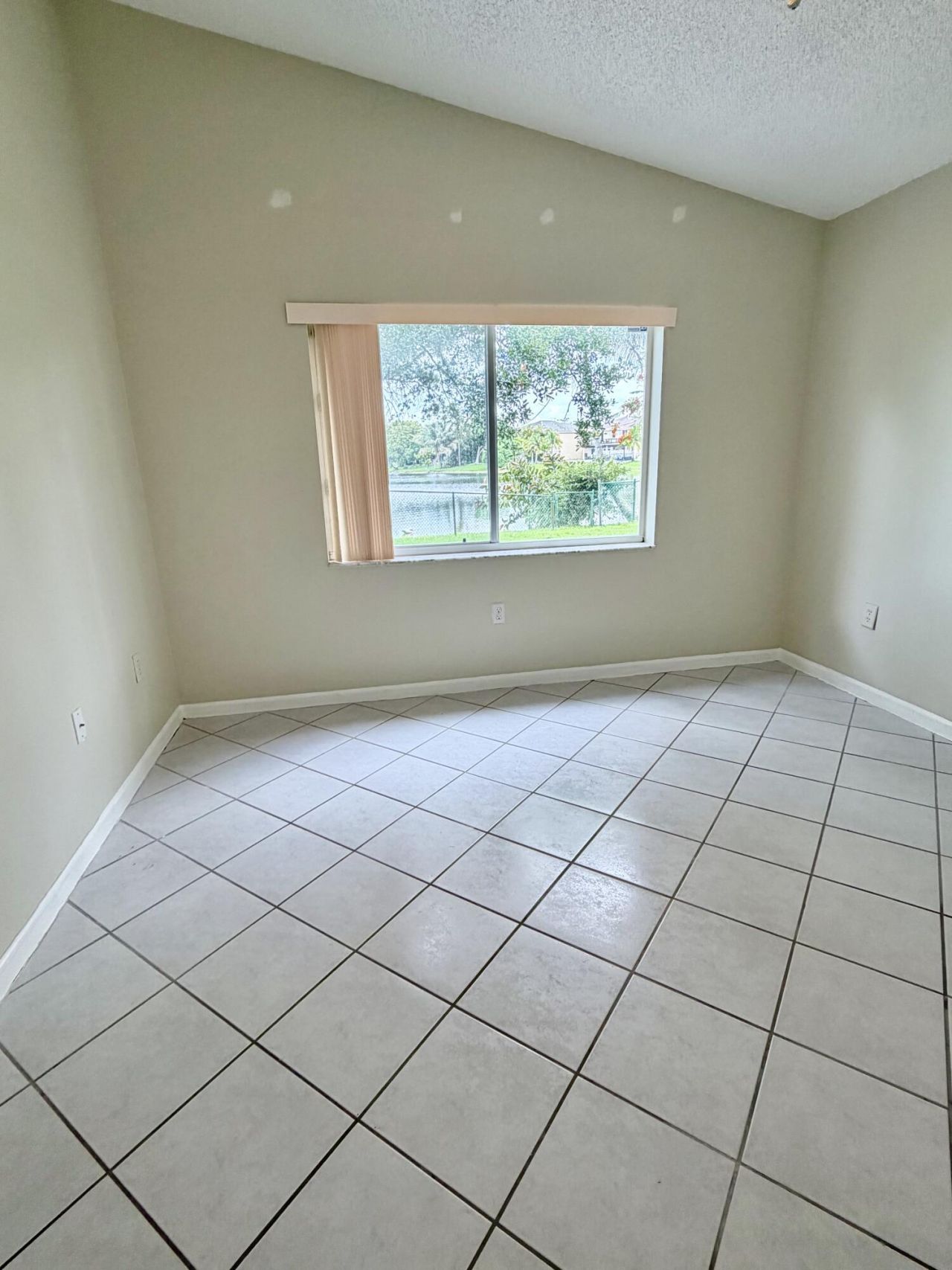 387 SW 206th Avenue, Pembroke Pines, FL 33029 Photo